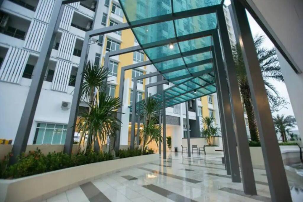 Ipoh City Centre Majestic Homestay Pool View 3 Mins Walking To Famous Food Places & 15Mins To Old Town Ipoh By Happy Homestay Exterior foto